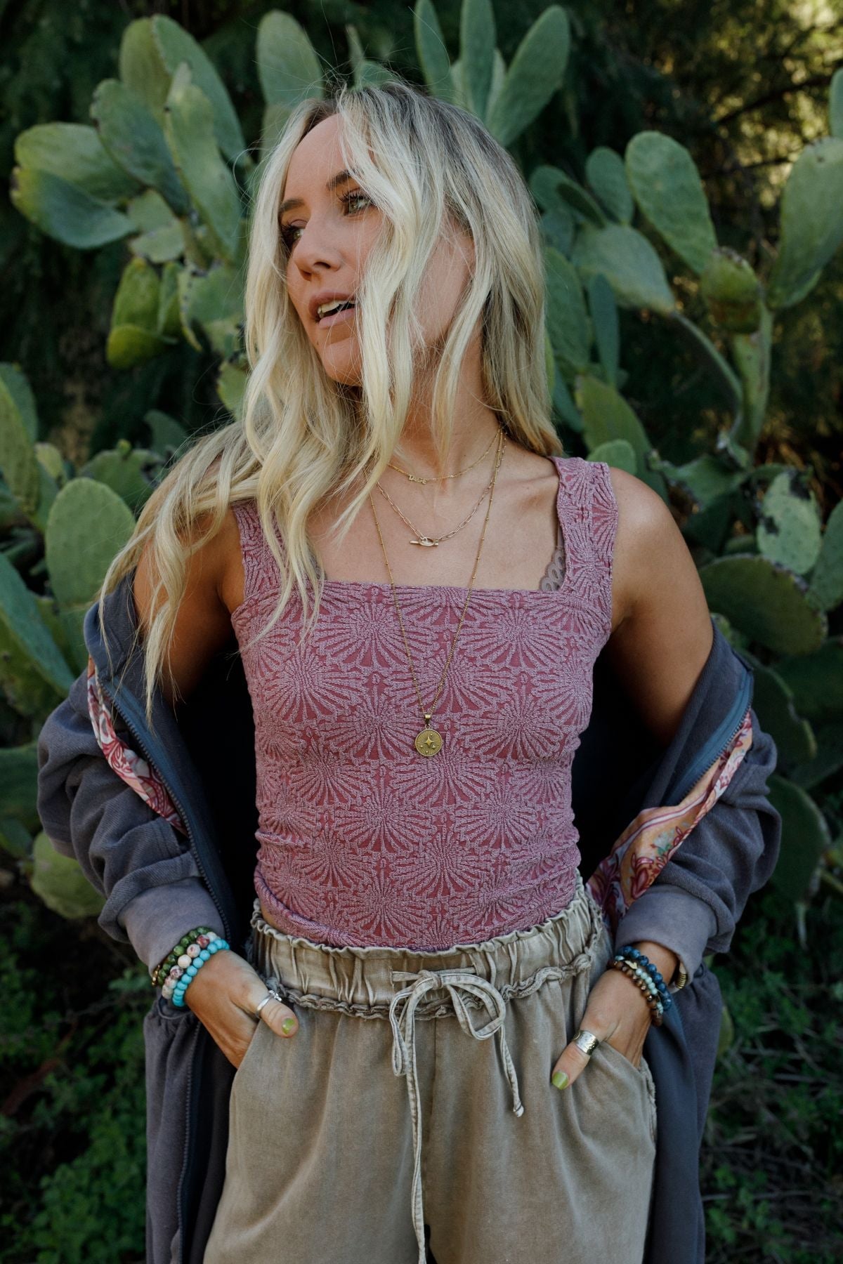 Tidepool Treasures Tank Top - Maroon
