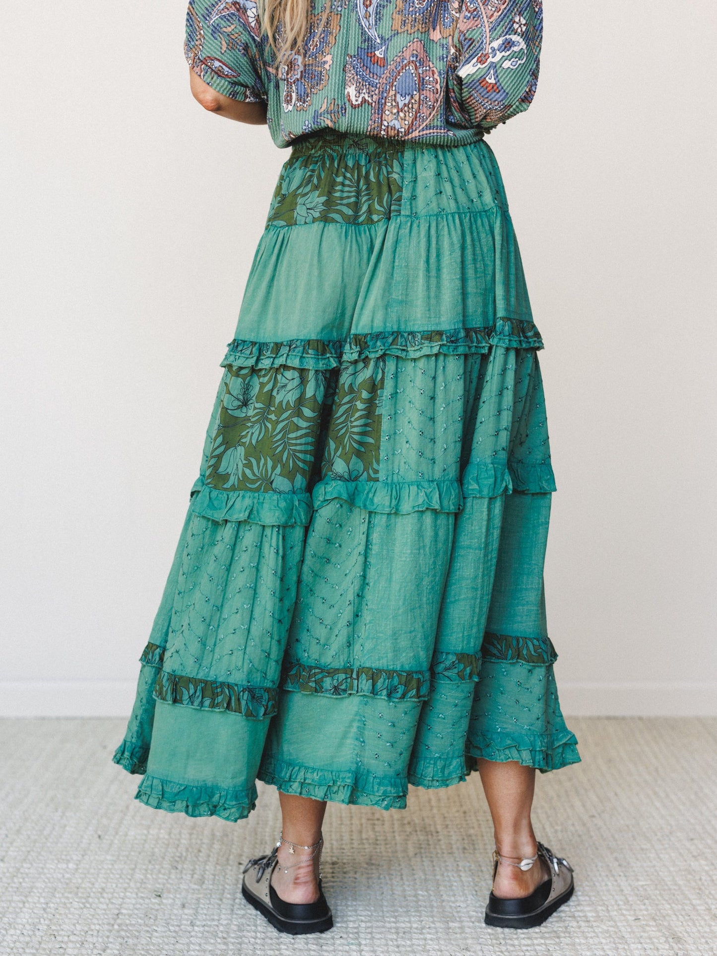 Life on the Island Skirt - Olive Multi
