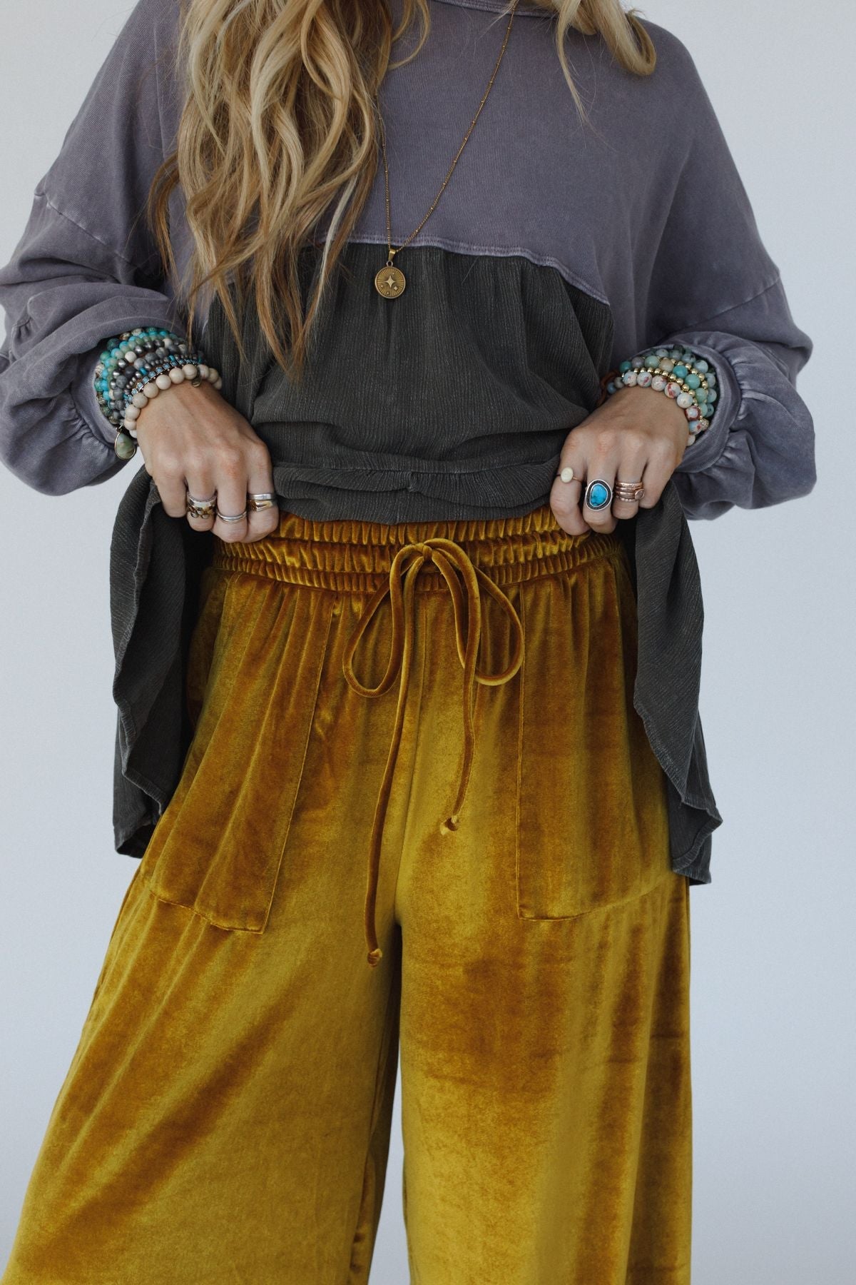 The Nest Relaxing Robin Velvet Wide Leg Pant - Marigold