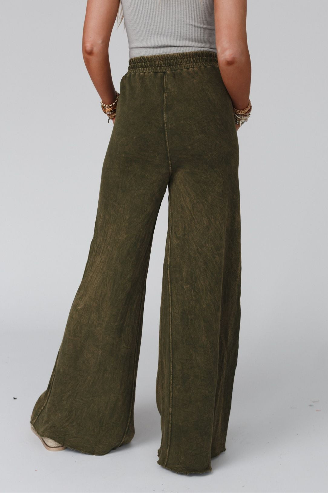 Relaxing Robin Wide Leg Pant - New Olive - Pre Order