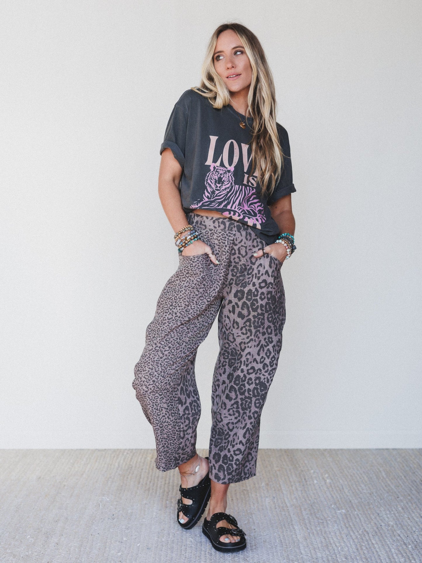 The Nest Love Is Wild Graphic Tee - Pepper