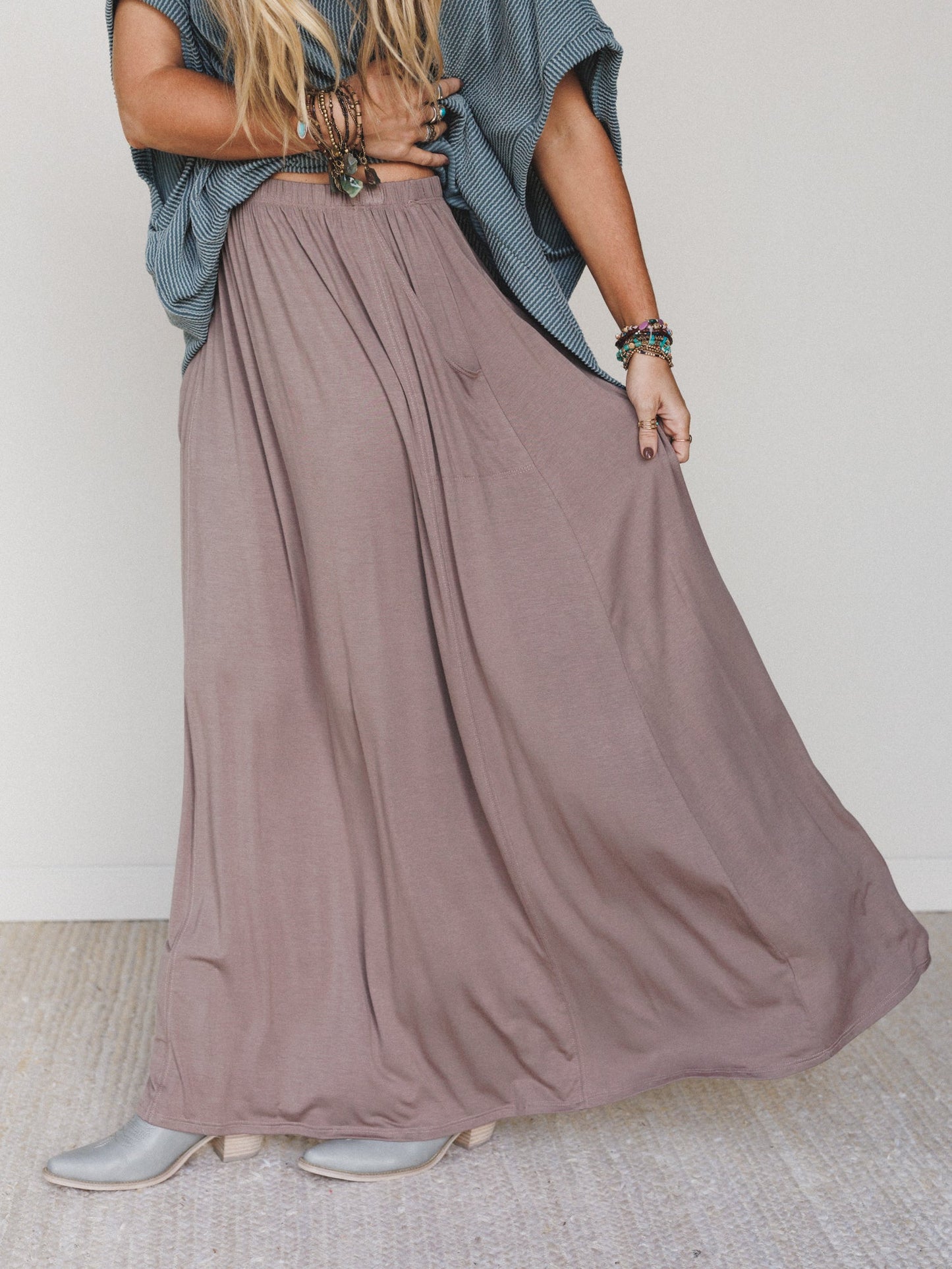 The Perfect Pocketed Maxi Skirt - Mocha