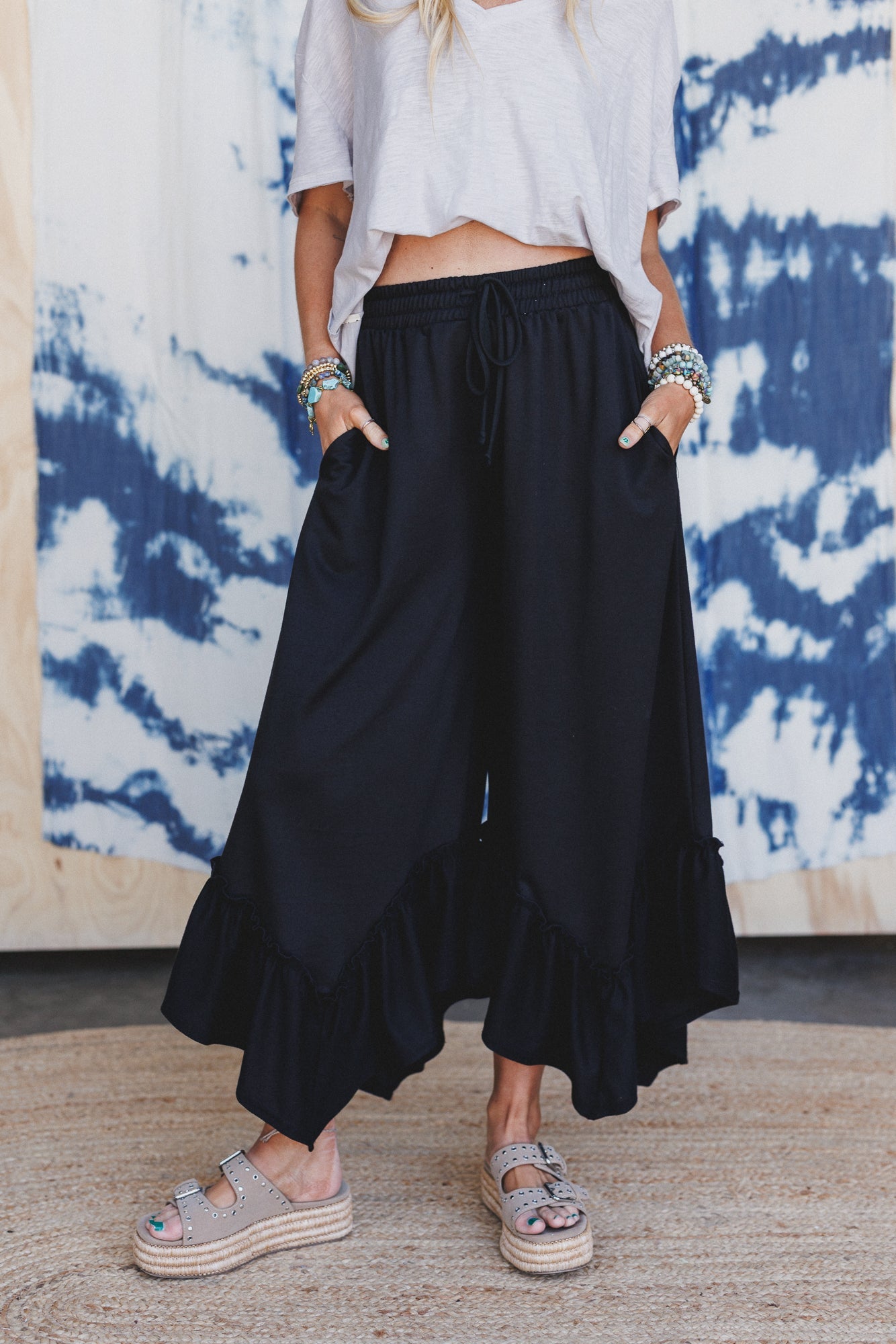 The Nest Serene Flow Ruffled Pants - Black
